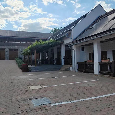 Gerber Garden Oda ve Kahvaltı Villány